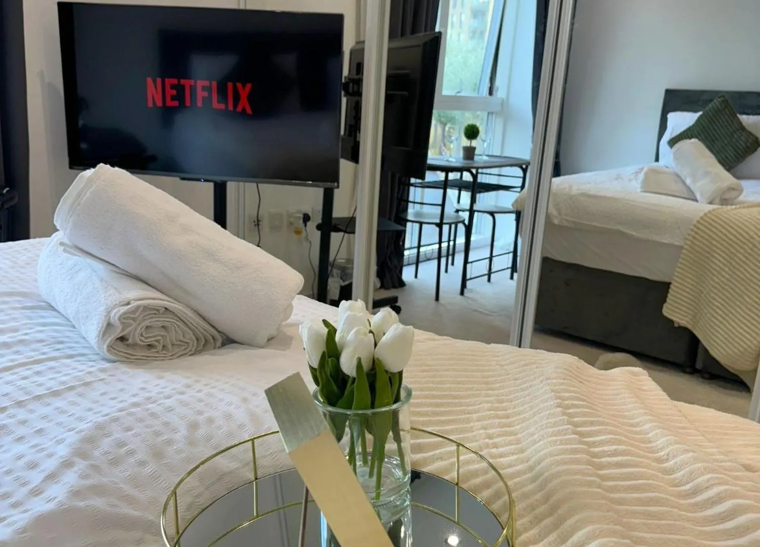 Lodge Kayz Lodge- Luxury Ensuite-Private & Shared Accommodation In A New House At The Olympic Village Overlooking Stratford Westfield And Tube Station Londres