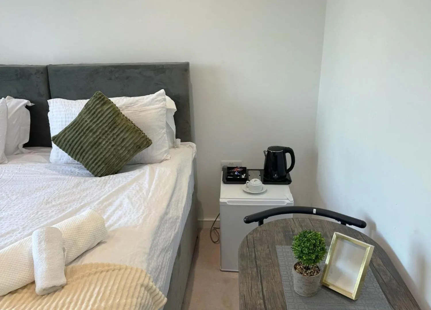 Kayz Lodge- Luxury Ensuite-Private & Shared Accommodation In A New House At The Olympic Village Overlooking Stratford Westfield And Tube Station Londres 0*,  Royaume-Uni